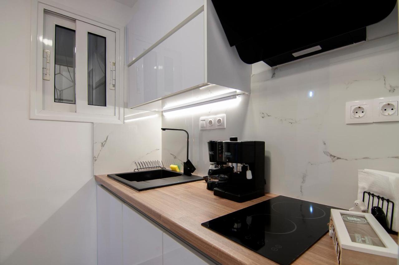 Apartmán Cozy Modern Studiο _ Near The Center Of Atény Exteriér fotografie